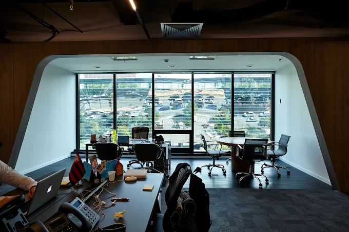 As Gigantes da Criatividade: Quem Manda nas Maiores Agências de Publicidade do Brasil? 6 Africa DDB