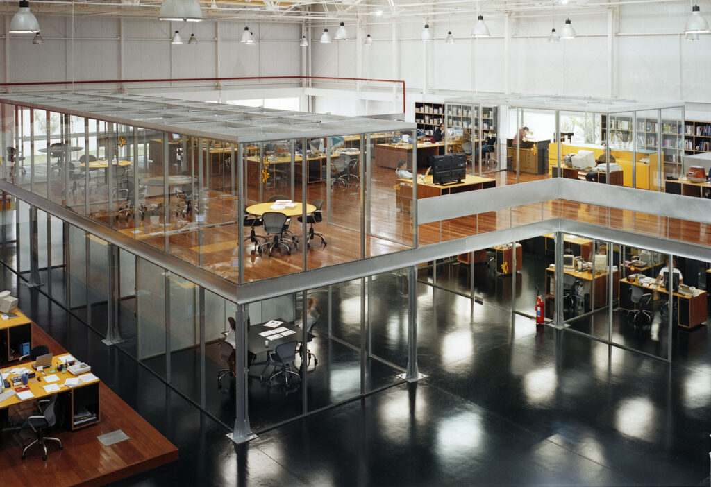 As Gigantes da Criatividade: Quem Manda nas Maiores Agências de Publicidade do Brasil? 14 Maiores Agências de Publicidade do Brasil