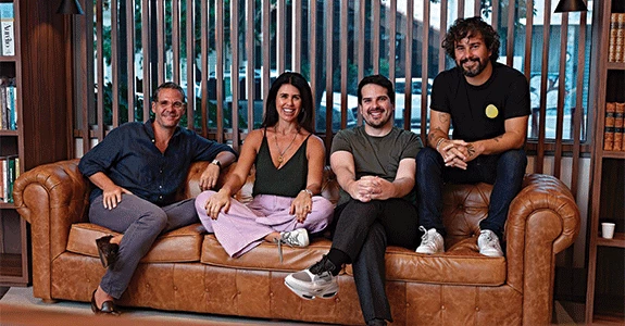 As Gigantes da Criatividade: Quem Manda nas Maiores Agências de Publicidade do Brasil? 28 agências de publicidade mais famosas do Brasil