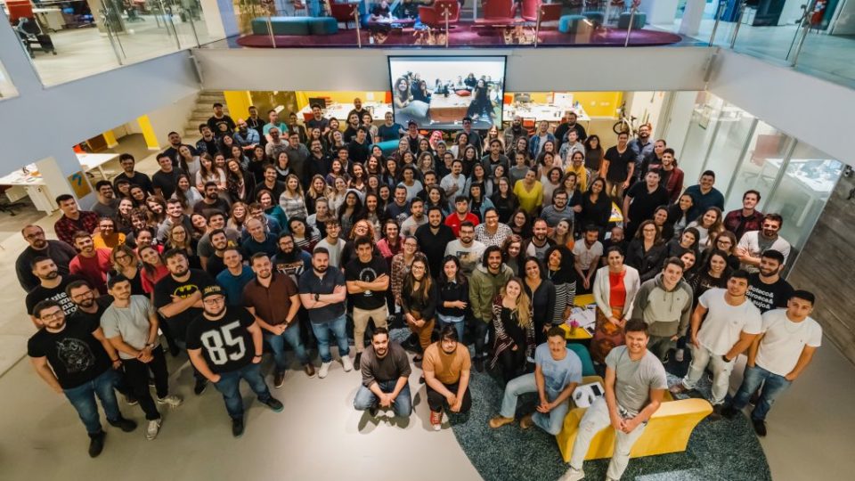 As Gigantes da Criatividade: Quem Manda nas Maiores Agências de Publicidade do Brasil? 41 as maiores agencias de publicidade do brasil 1 2