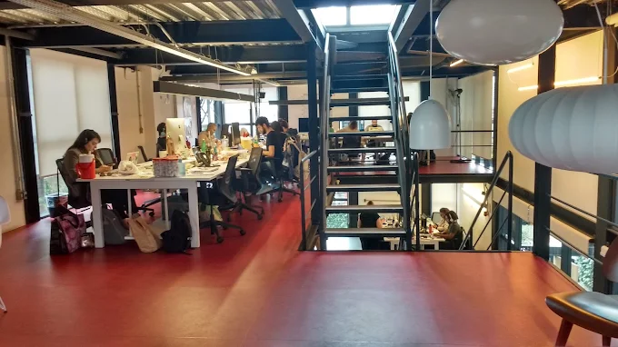 As Gigantes da Criatividade: Quem Manda nas Maiores Agências de Publicidade do Brasil? 25 melhores agencias de publicidade